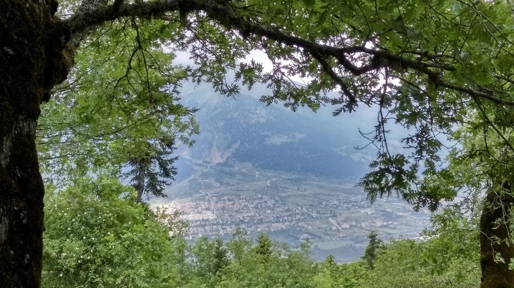 Valentini Guesthouse Karpenisi Buitenkant foto