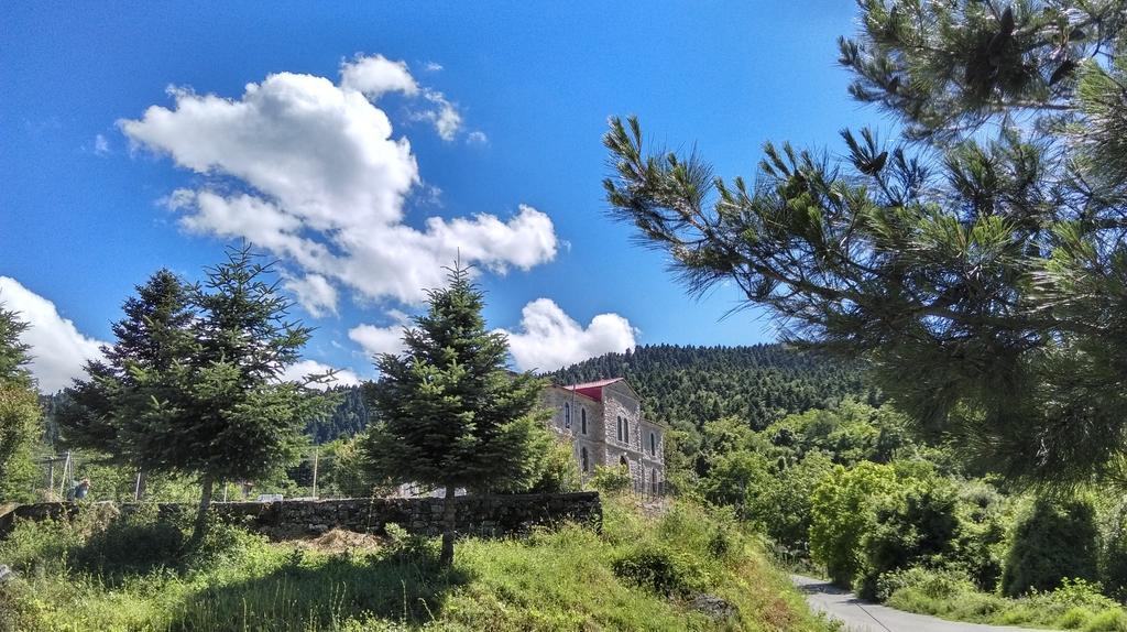 Valentini Guesthouse Karpenisi Buitenkant foto