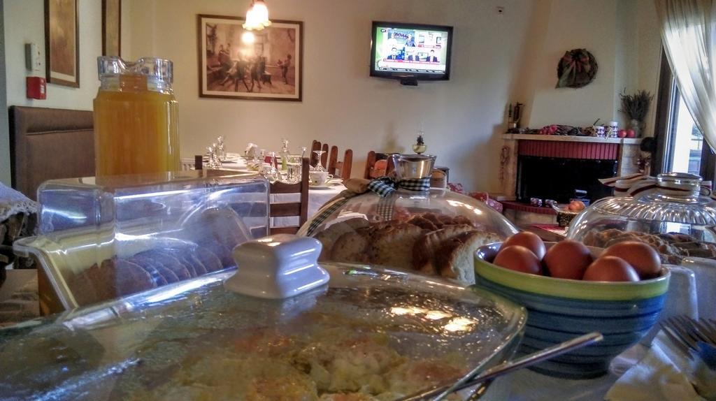 Valentini Guesthouse Karpenisi Buitenkant foto