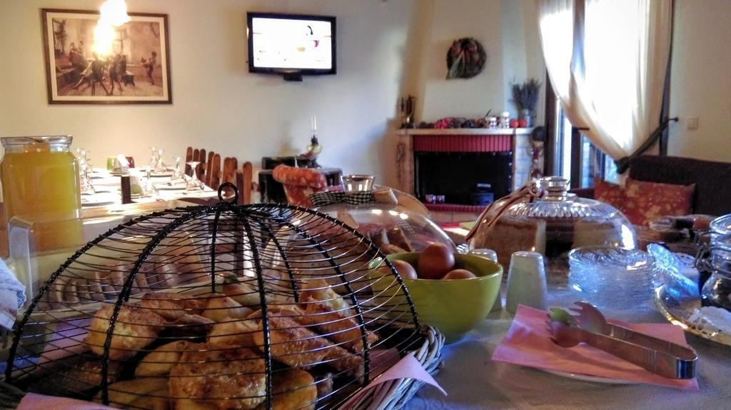 Valentini Guesthouse Karpenisi Buitenkant foto