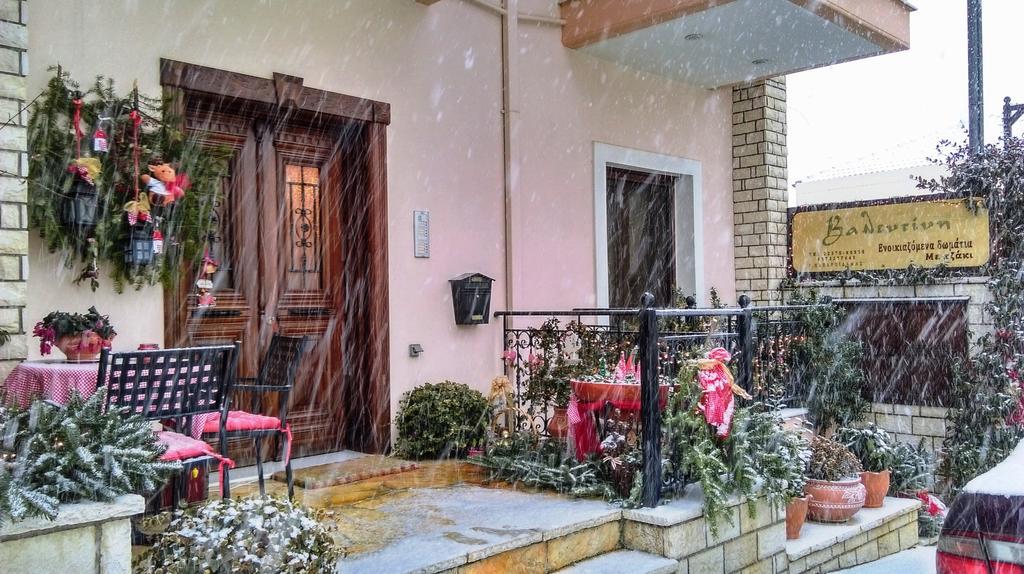 Valentini Guesthouse Karpenisi Buitenkant foto