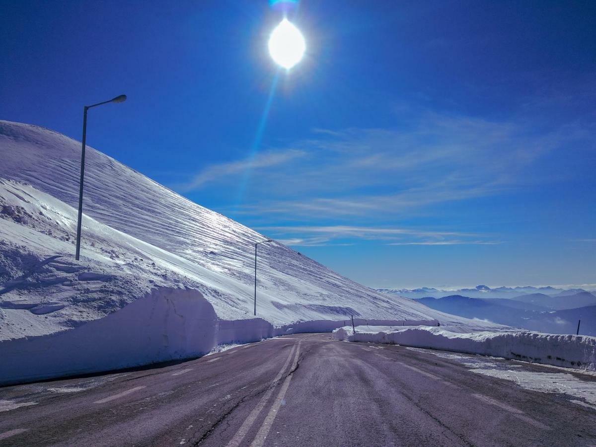 Valentini Guesthouse Karpenisi Buitenkant foto